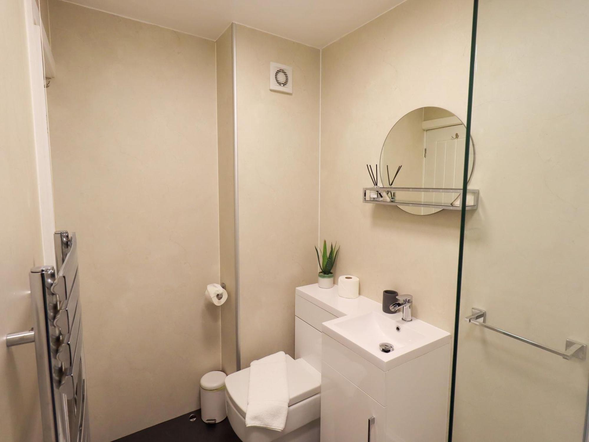 Bluebell Hill Apartment Windermere Bagian luar foto